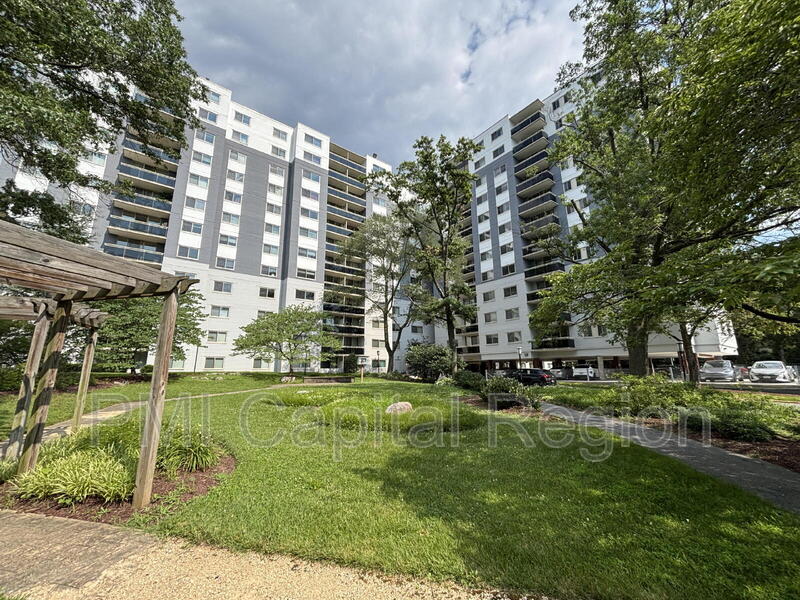 Takoma Park Condo: 7333 New Hampshire Avenue