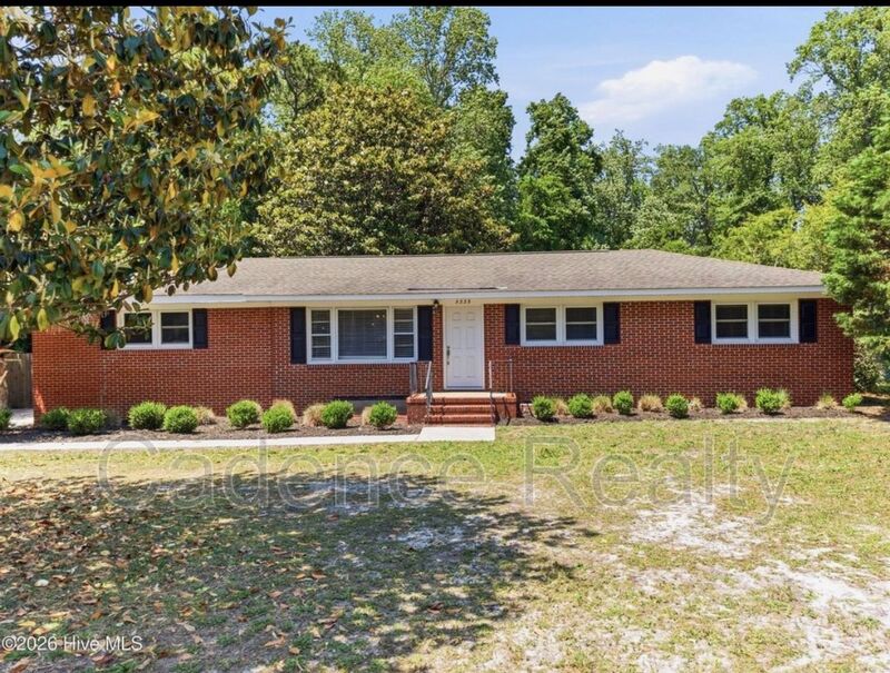 Wilmington House: 5335 Andover Road