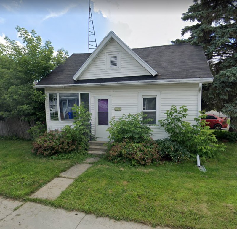 Appleton House: 1427 North Clark Street