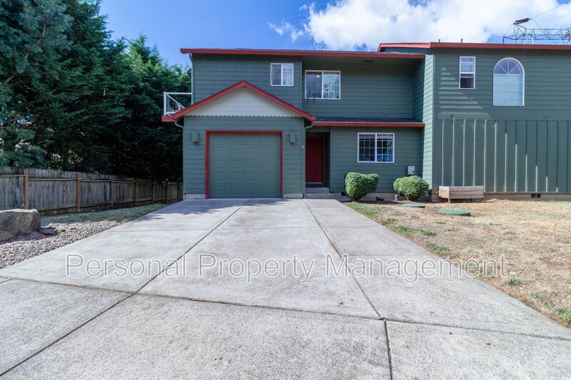 Camas Townhome: 1117 SE Union St