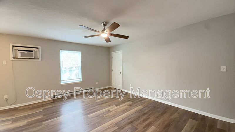 Recently Renovated 2-Bedroom Apartment in Norfolk, VA! - Photo 6
