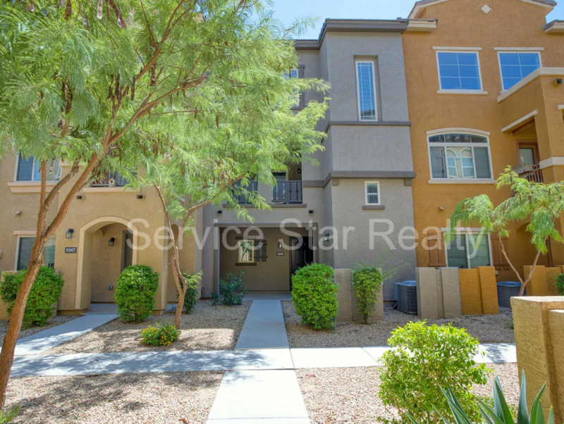 Phoenix Townhome: 2150 W Alameda Rd