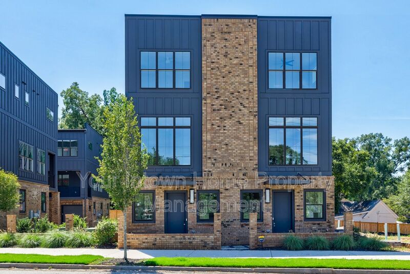 Atlanta House: 1134 W. Marietta Street