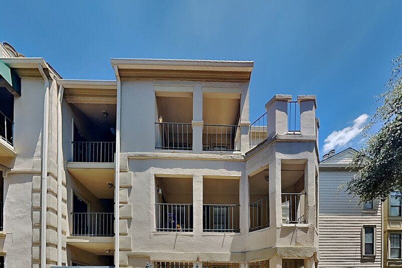 Dallas Condo: 3105 San Jacinto St