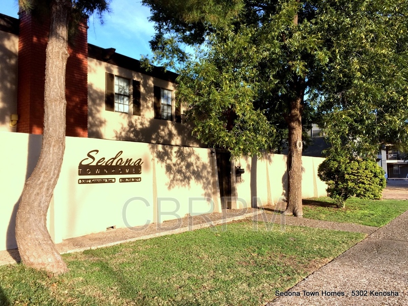 Lubbock House: 5332 Kenosha Ave