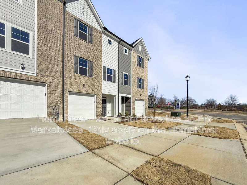 Fuquay Varina Townhome: 2021 Fishamble St