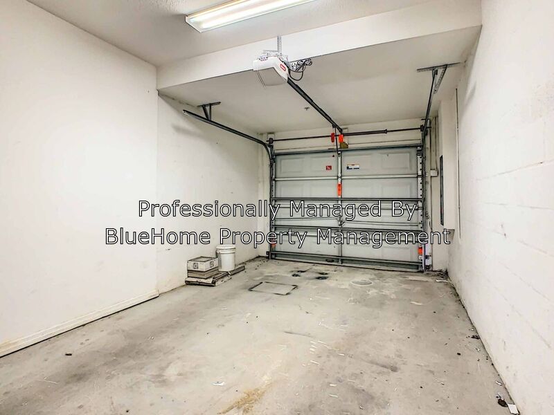 Request a Viewing for 13609 Daniels Landing Cir Tenant Turner