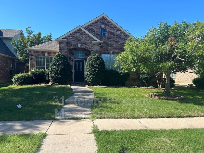 McKinney House: 4632 Aylesbury Ct