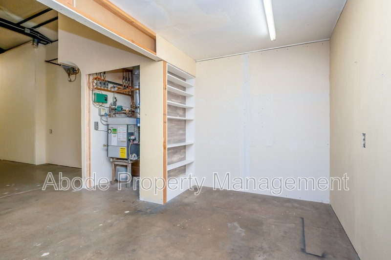 Loveland House: 136 South Lincoln Avenue