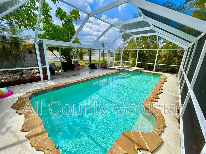 Port Charlotte House: 13349 Buckett Cir