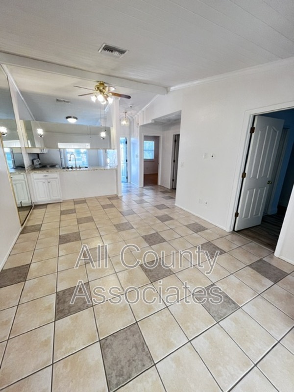 Main Rental Photo 6