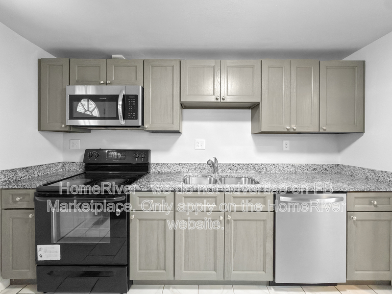Sterling House: 125 N Garfield Rd