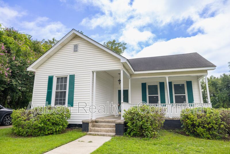 Columbia House: 1112 Olympia Ave