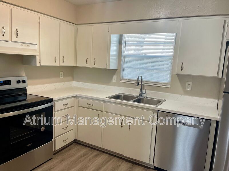 Gainesville Condo: 2220 NW 55th Blvd