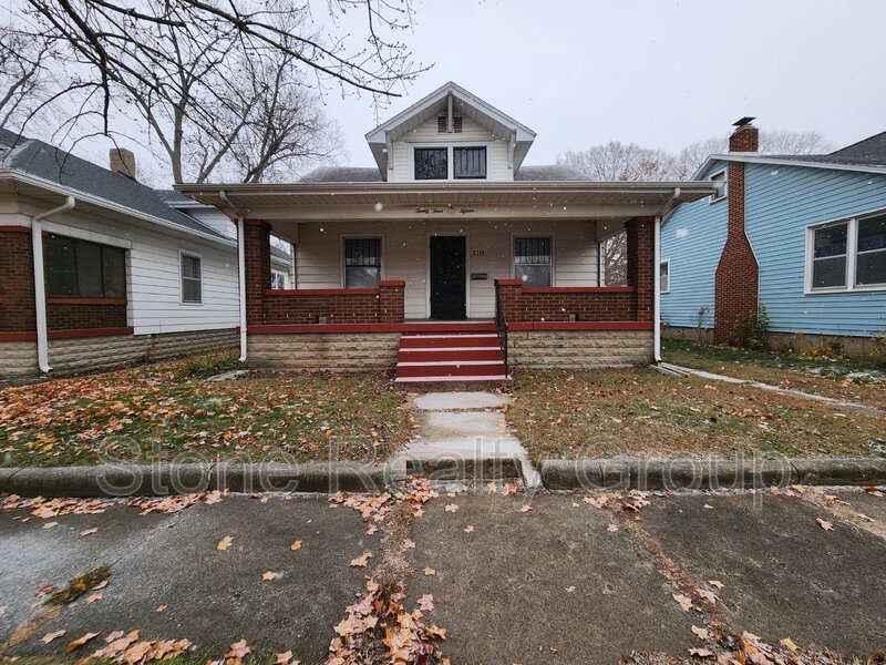 Terre Haute House: 2415 N 11th Street