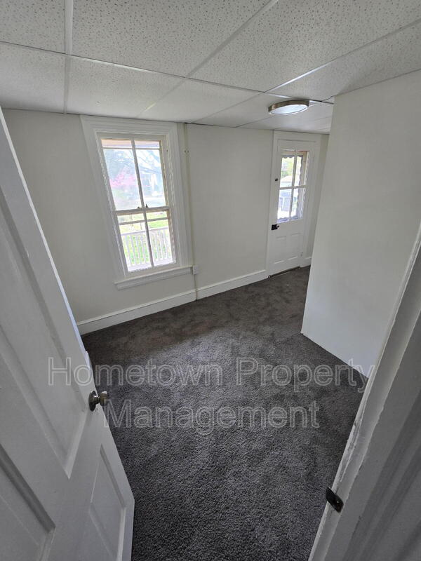 Chambersburg House: 548 Nelson Street