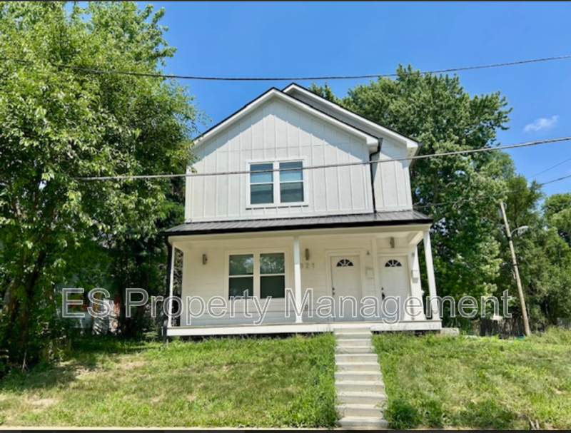 Indianapolis House: 321 N Kealing Ave