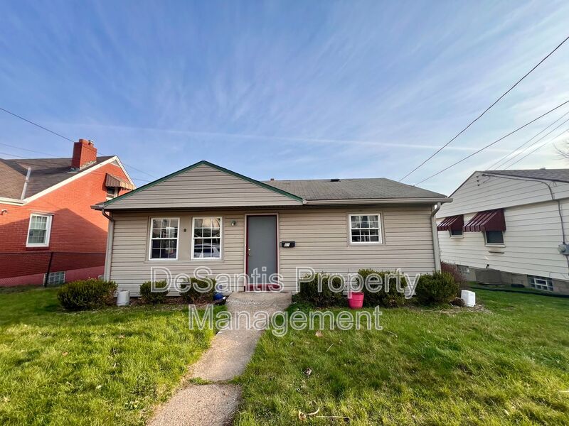 Coraopolis House: 829 6th Avenue