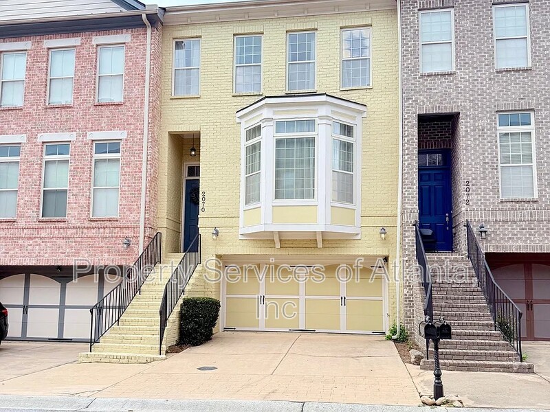 Atlanta House: 2070 Callaway Ct NW