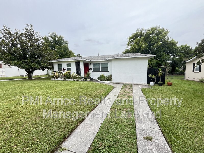 Lakeland House: 1127 Afton Street