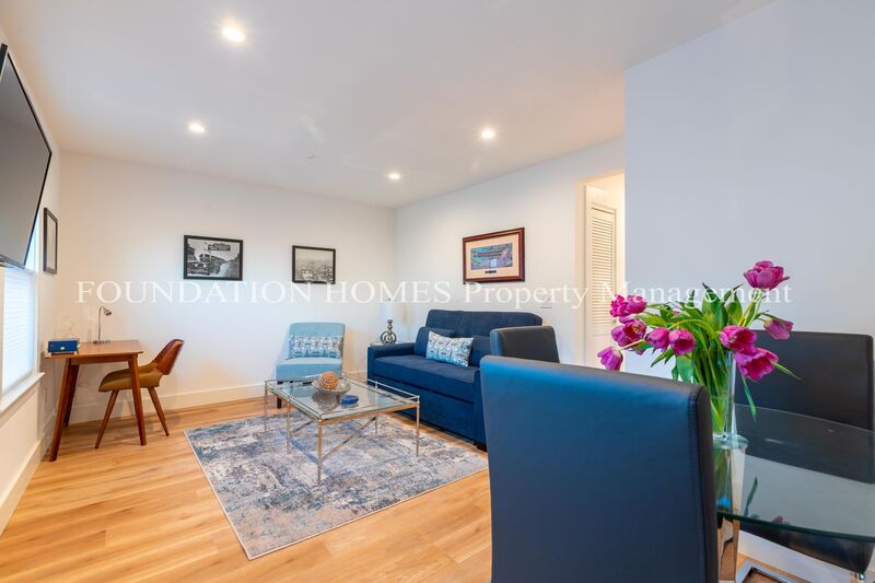 Sausalito Condo: 14 Princess Ln
