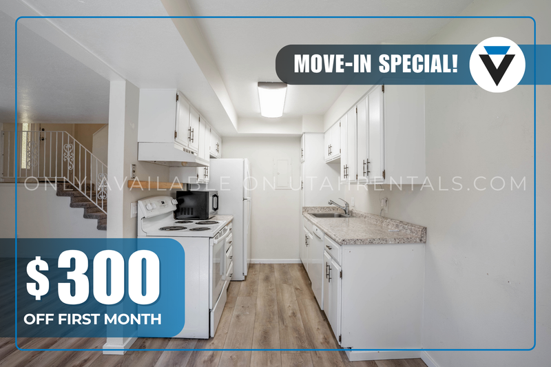 Orem Condo: 32 E 925 N