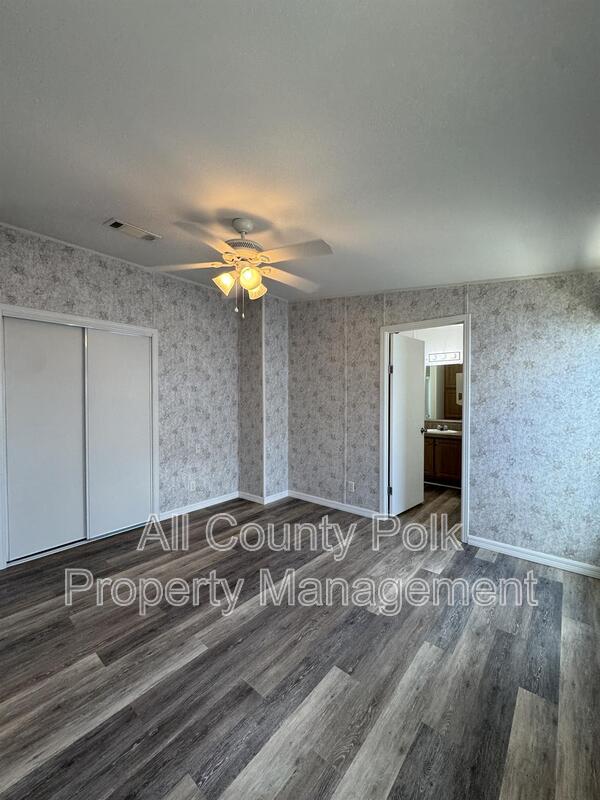 Main Rental Photo 16
