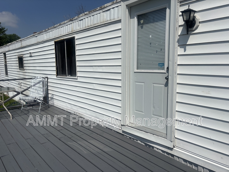 Marion House: 1528 Apache Drive