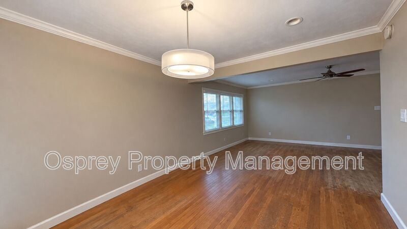 Beautifully Renovated 3-Bedroom Home in Virginia Beach! - Photo 16