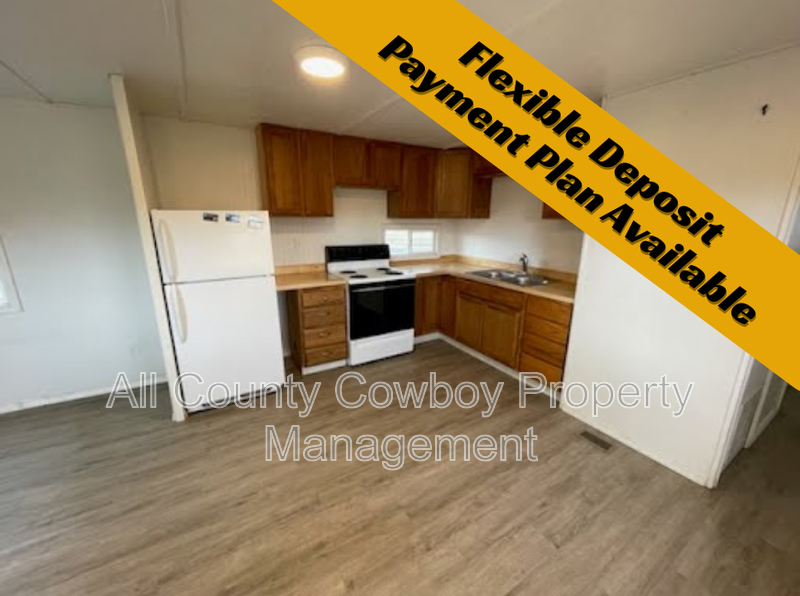 Laramie House: 2081 Easterling St.