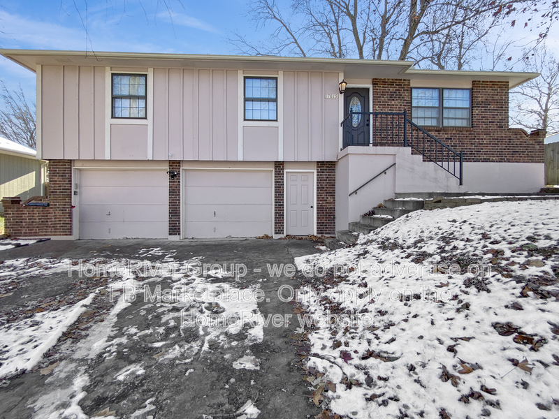 Independence House: 17815 Greentree Ave