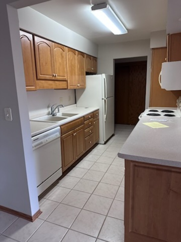 Roseville Condo: 2210 Midland Grove Road - 309
