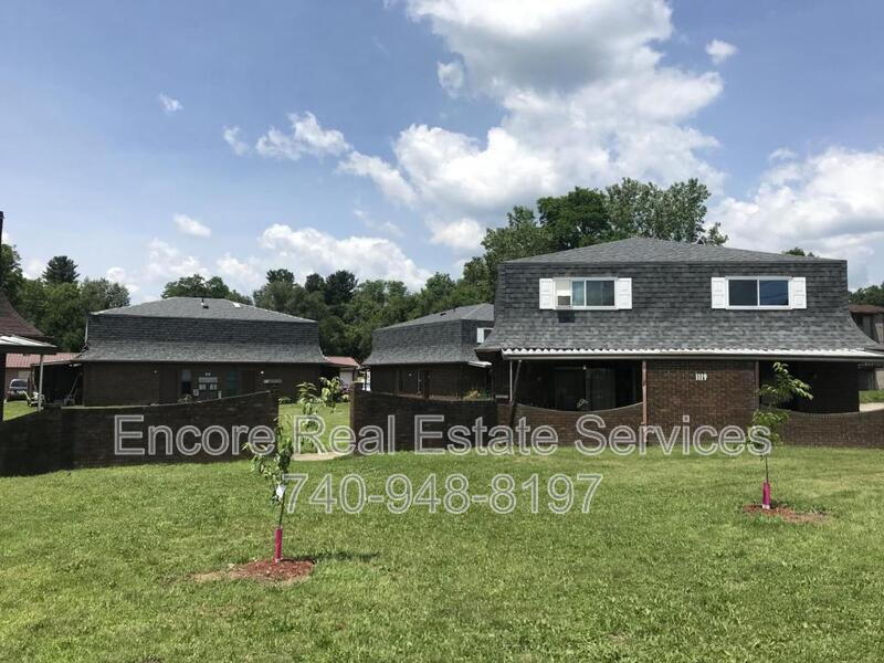 Newark Condo: 1119 B Hollander Rd