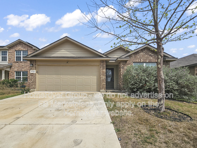 San Antonio House: 9724 Moon Shine