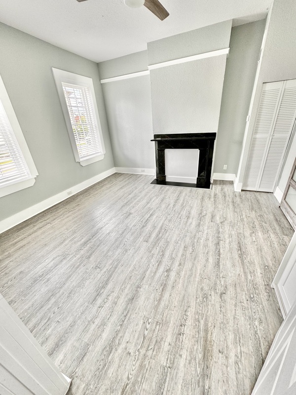 Petersburg Condo: 31 S Jefferson st
