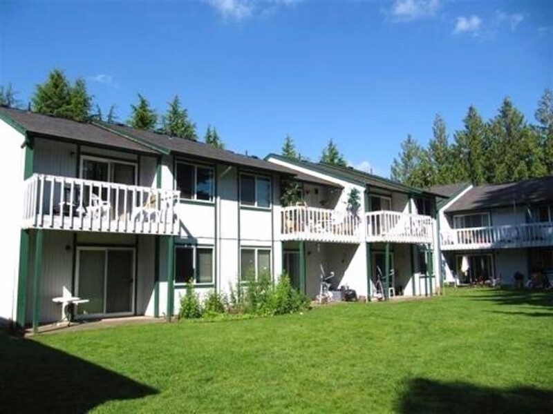 Woodburn Condo: 100 Gatch St