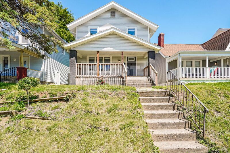 Columbus House: 1260 Champion Avenue
