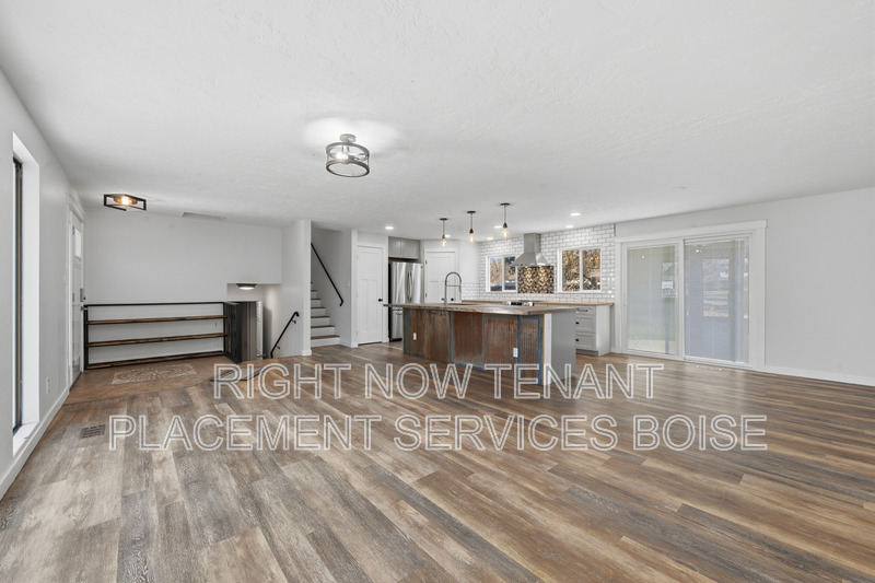 Boise House: 3892 S Pittsfeild Way