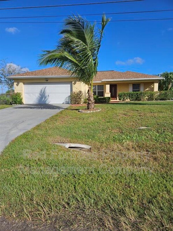Lehigh Acres House: 2604 45th St SW