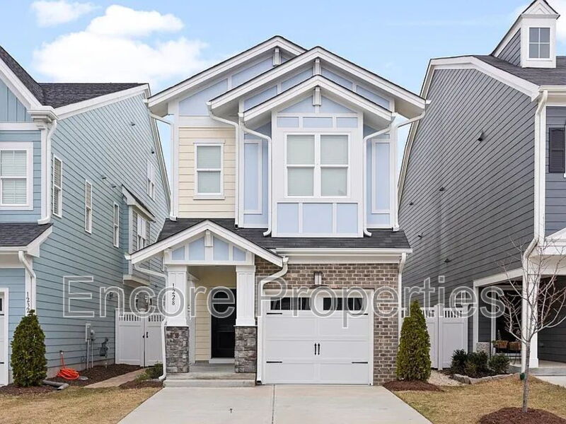 Apex House: 1228 Brown Velvet Lane