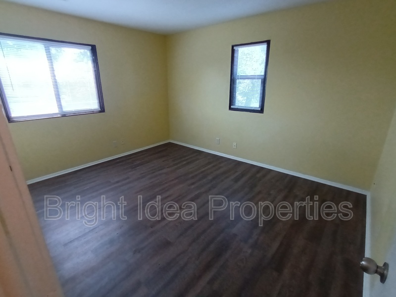 Fridley Condo: 5940 East River Road - 11