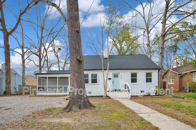 Sanford House: 506 Cross Street