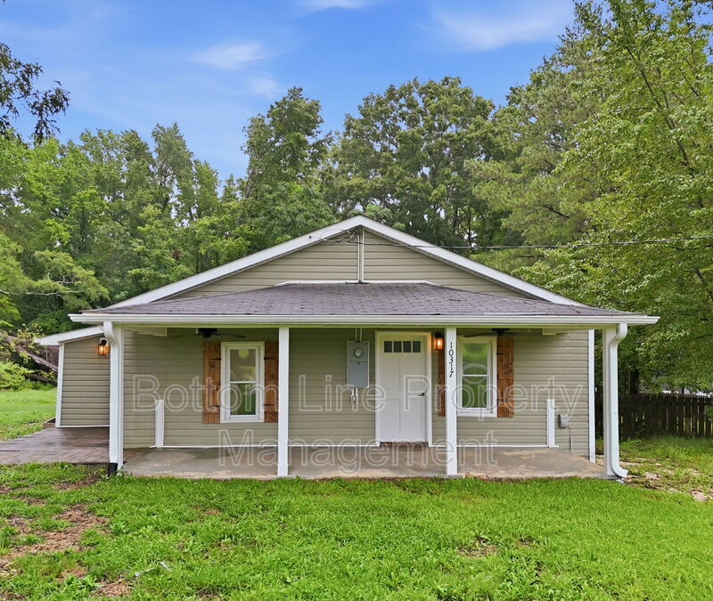 Holly Springs House: 10317 NC Hwy 42