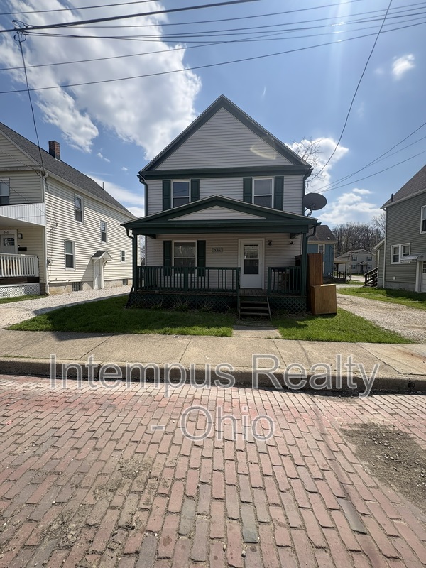 Akron House: 356 Rankin St