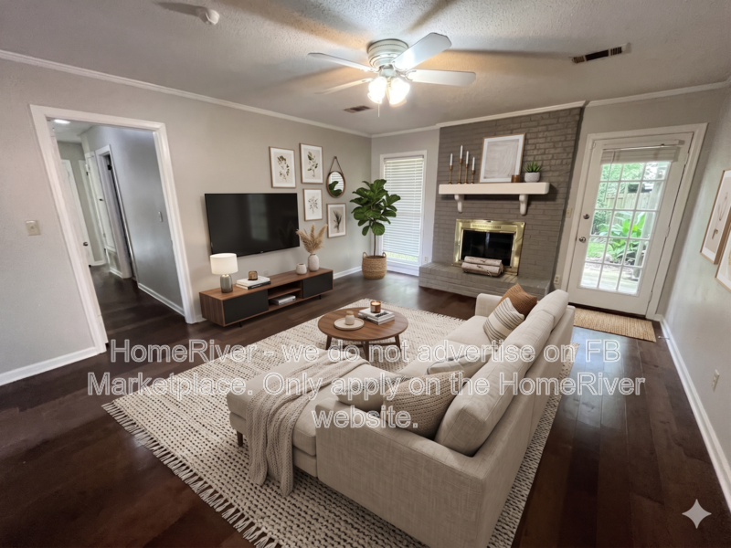 Montgomery House: 2224 W Aberdeen Dr