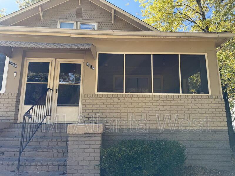 East Point House: 1462 Saint Michael Avenue