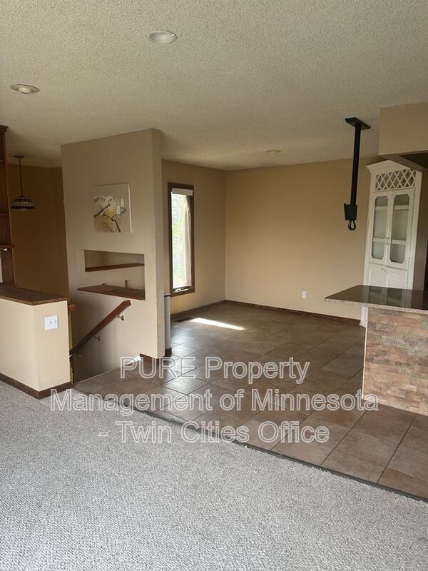 Eagan Townhome: 4504 Cinnamon Ridge Trl