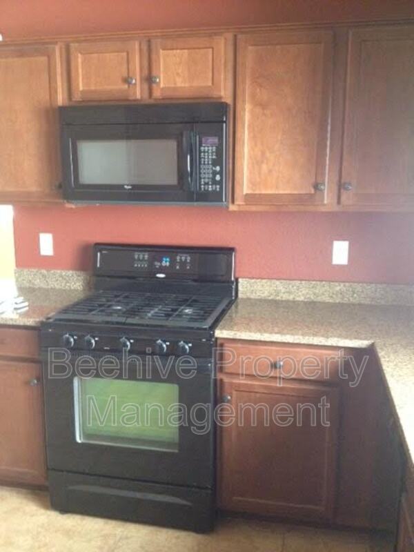 Buckeye House: 2947 N Evergreen St