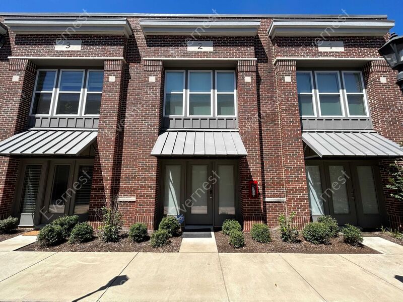 Request a Viewing for 1619 Monroe Ave, Apt 2 Tenant Turner