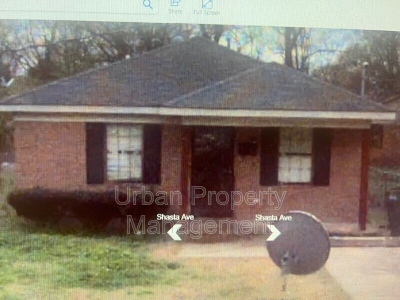 Memphis House: 2401 Shasta Ave